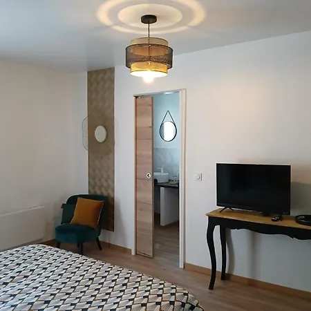 Les Oliviers Bed & Breakfast