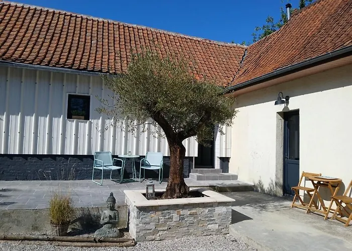 Couette-café Les Oliviers 3*