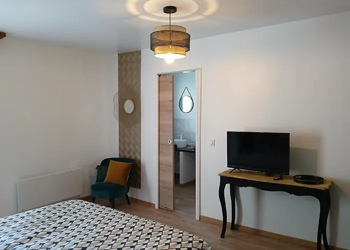 Les Oliviers Couette-café